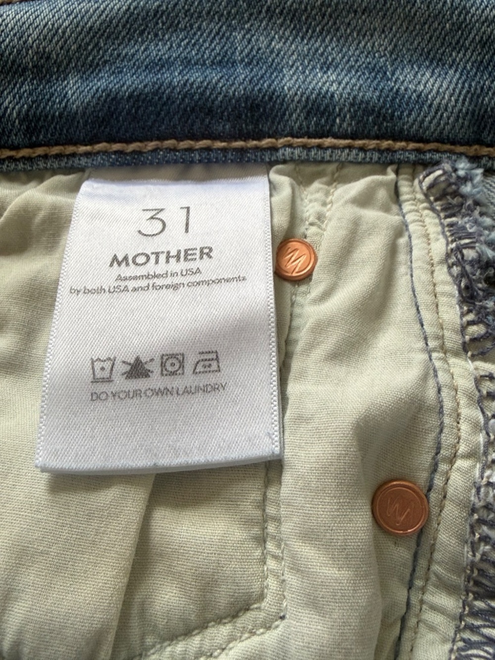 MOTHER Lil Insider Crop Jeans Blessing In Disguise Light Wash Raw Hem Size 31 - Picture 6 of 6